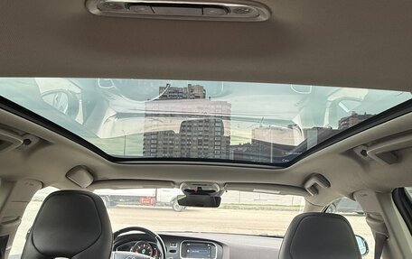 Volvo V40 II рестайлинг, 2015 год, 1 350 000 рублей, 20 фотография