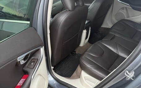 Volvo V40 II рестайлинг, 2015 год, 1 350 000 рублей, 15 фотография