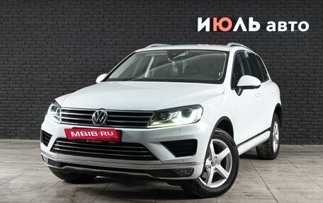 Volkswagen Touareg III, 2016 год, 3 280 000 рублей, 2 фотография