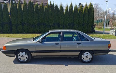 Audi 100, 1990 год, 380 000 рублей, 1 фотография