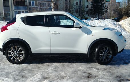 Nissan Juke II, 2014 год, 4 фотография