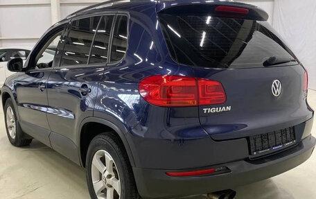 Volkswagen Tiguan I, 2012 год, 863 000 рублей, 6 фотография