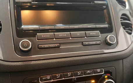 Volkswagen Tiguan I, 2012 год, 863 000 рублей, 10 фотография