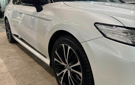 Toyota Camry, 2020 год, 2 950 000 рублей, 2 фотография