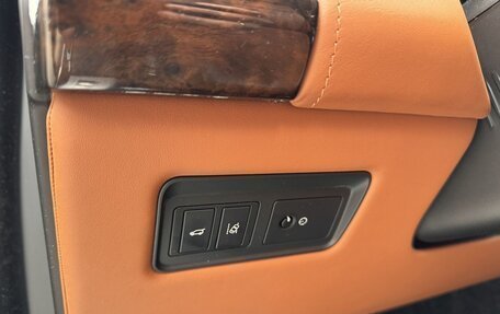 Land Rover Range Rover IV рестайлинг, 2017 год, 5 890 000 рублей, 33 фотография