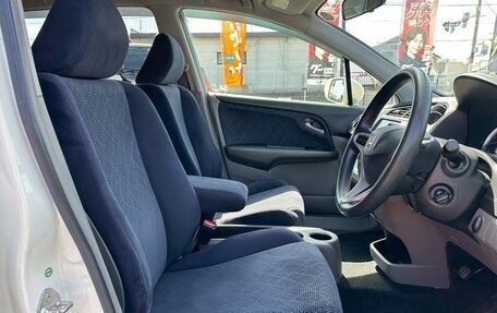 Honda Stream II, 2012 год, 850 000 рублей, 22 фотография