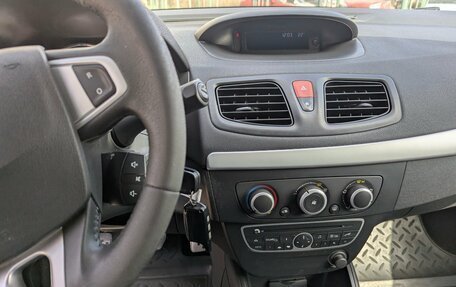 Renault Megane III, 2011 год, 665 000 рублей, 18 фотография