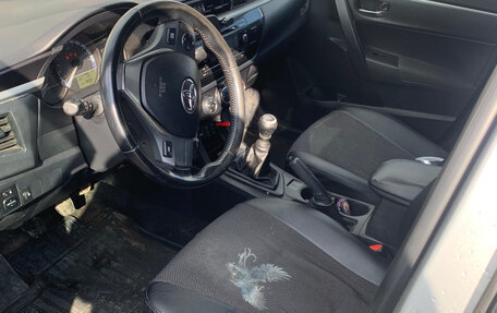 Toyota Corolla, 2014 год, 1 150 000 рублей, 6 фотография