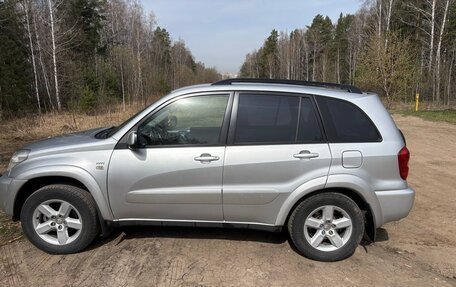 Toyota RAV4, 2004 год, 850 000 рублей, 4 фотография