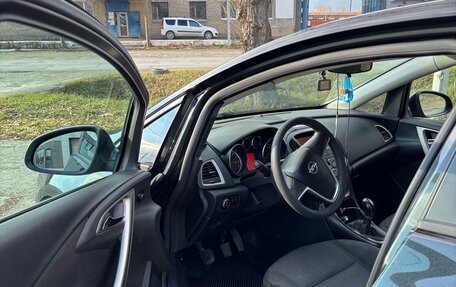 Opel Astra J, 2011 год, 850 000 рублей, 8 фотография