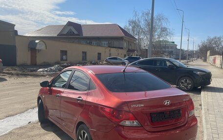 Hyundai Solaris II рестайлинг, 2012 год, 600 000 рублей, 3 фотография