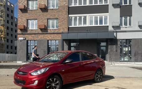 Hyundai Solaris II рестайлинг, 2012 год, 600 000 рублей, 7 фотография