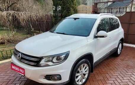 Volkswagen Tiguan I, 2012 год, 2 499 000 рублей, 1 фотография