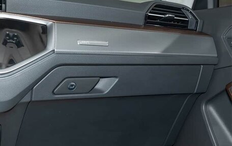 Audi Q3, 2023 год, 2 580 000 рублей, 14 фотография