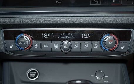 Audi Q3, 2023 год, 2 580 000 рублей, 10 фотография