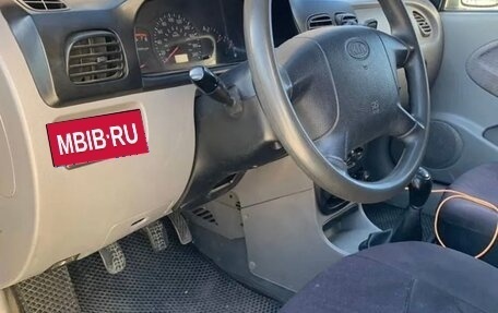 KIA Rio II, 2001 год, 230 000 рублей, 6 фотография