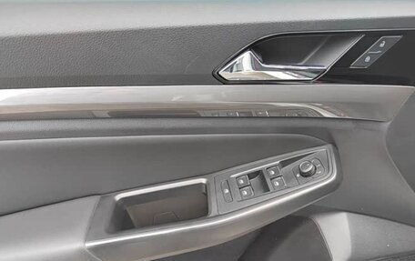 Volkswagen Bora, 2022 год, 1 650 000 рублей, 11 фотография