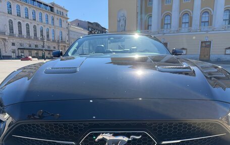 Ford Mustang VI рестайлинг, 2020 год, 3 333 000 рублей, 10 фотография