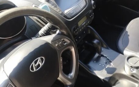 Hyundai ix35 I рестайлинг, 2013 год, 1 200 000 рублей, 8 фотография