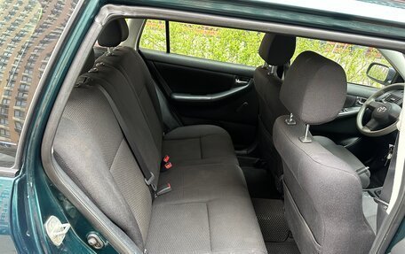 Toyota Corolla, 2004 год, 595 000 рублей, 15 фотография