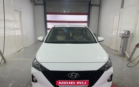 Hyundai Solaris II рестайлинг, 2021 год, 1 650 000 рублей, 3 фотография