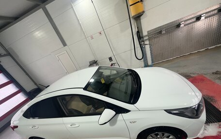 Hyundai Solaris II рестайлинг, 2021 год, 1 650 000 рублей, 10 фотография