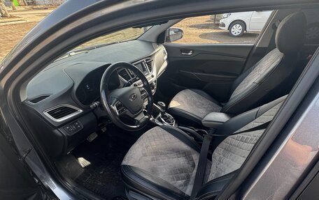 Hyundai Solaris II рестайлинг, 2019 год, 1 420 000 рублей, 8 фотография