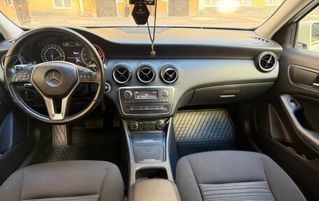 Mercedes-Benz A-Класс, 2013 год, 1 250 000 рублей, 11 фотография