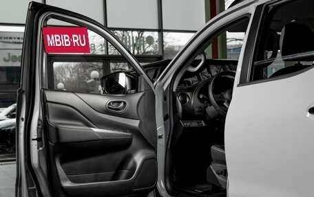 Nissan Navara (Frontier), 2024 год, 5 200 000 рублей, 11 фотография