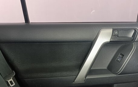 Toyota Land Cruiser Prado 150 рестайлинг 2, 2018 год, 3 950 000 рублей, 11 фотография