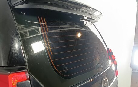 Toyota Land Cruiser Prado 150 рестайлинг 2, 2018 год, 3 950 000 рублей, 20 фотография