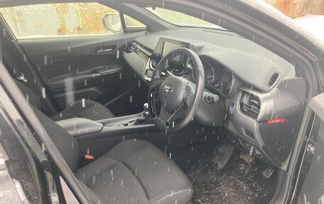 Toyota C-HR I рестайлинг, 2019 год, 1 850 000 рублей, 8 фотография