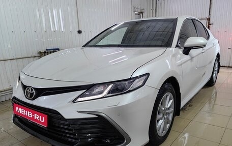 Toyota Camry, 2021 год, 3 650 000 рублей, 1 фотография