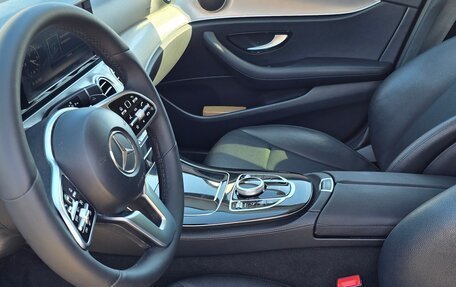 Mercedes-Benz E-Класс, 2019 год, 2 400 000 рублей, 9 фотография