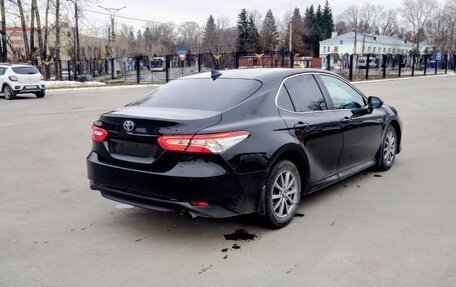 Toyota Camry, 2021 год, 2 550 000 рублей, 5 фотография