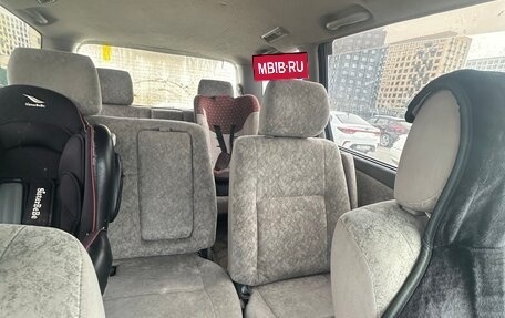 Toyota Estima III рестайлинг -2, 2000 год, 750 000 рублей, 6 фотография