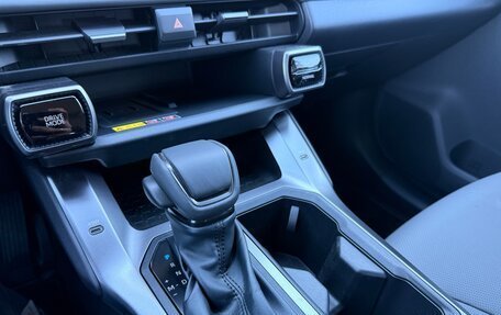 Toyota RAV4, 2026 год, 4 690 000 рублей, 15 фотография