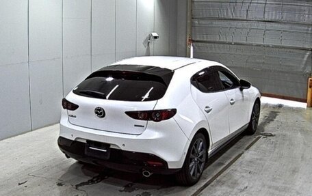 Mazda 3, 2021 год, 1 088 000 рублей, 2 фотография