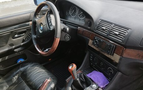 BMW 5 серия, 2003 год, 690 000 рублей, 14 фотография