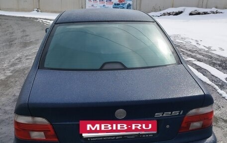 BMW 5 серия, 2003 год, 690 000 рублей, 11 фотография