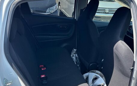Toyota Vitz, 2019 год, 1 000 000 рублей, 4 фотография