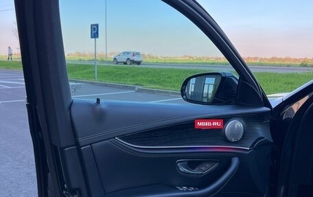 Mercedes-Benz E-Класс, 2020 год, 4 350 000 рублей, 16 фотография