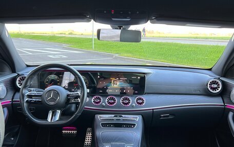 Mercedes-Benz E-Класс, 2020 год, 4 350 000 рублей, 22 фотография