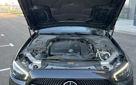 Mercedes-Benz E-Класс, 2020 год, 4 350 000 рублей, 28 фотография