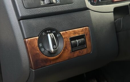 Volkswagen Multivan T5, 2012 год, 1 840 000 рублей, 18 фотография