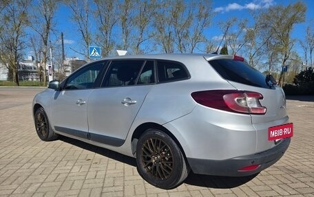 Renault Megane III, 2010 год, 700 000 рублей, 3 фотография