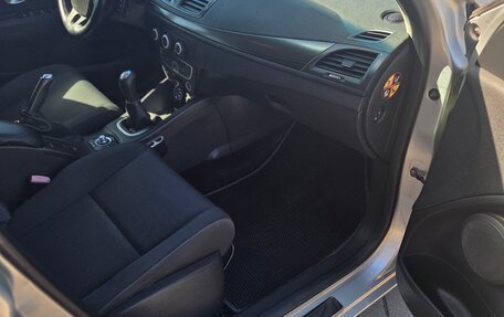 Renault Megane III, 2010 год, 700 000 рублей, 13 фотография