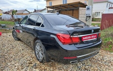 BMW 7 серия, 2012 год, 1 590 000 рублей, 3 фотография