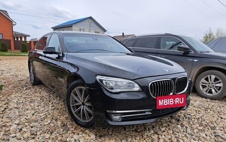 BMW 7 серия, 2012 год, 1 590 000 рублей, 2 фотография