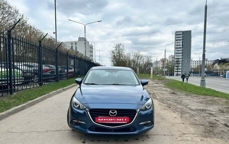 Mazda 3, 2017 год, 1 600 000 рублей, 2 фотография